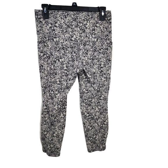 Athleta Women Legging Medium Salutation Stash Pocket ll Textured 7/8 Tight Black - Picture 2 of 11